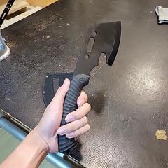 キャンプ 斧 薪割り の画像