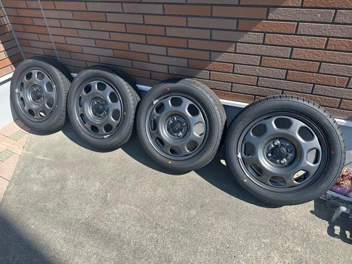 hide883ハスラー純正ホイールスチール未使用エアバルブ付き　2本セット 新型スズキハスラー純正ホイールスチール鉄チン2本ボルト
