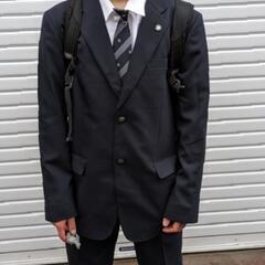 静岡大成高等学校の制服譲ってください