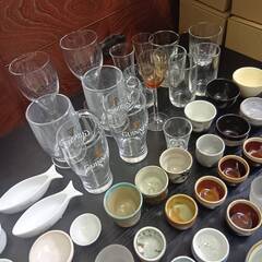 グラス・使い捨て弁当箱・使い捨てオードブル皿等の画像