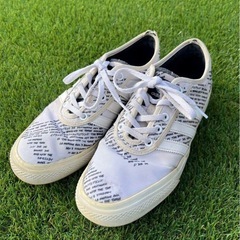 adidas スニーカー 26.0cm