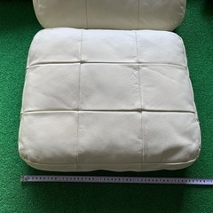 クッション　合皮　3個セットの画像