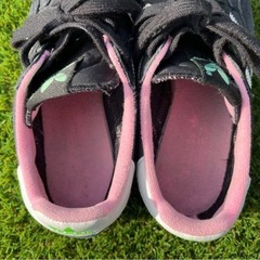 【受け渡し者決定】　adidas スニーカー 23.0cmの画像