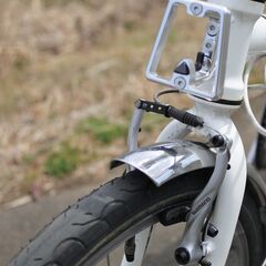 【中古】DAHON Boardwalk D7白色　大容量Bag付きの画像