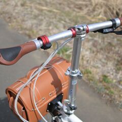 【中古】DAHON Boardwalk D7白色　大容量Bag付きの画像