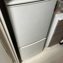 シャープ　冷蔵庫