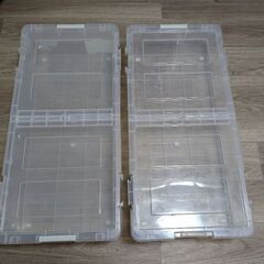 ベッド下収納　衣装ケース　割れあり