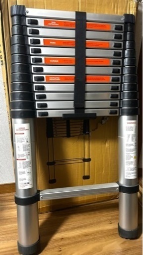 伸縮性ハシゴ　3.8m 新品未使用