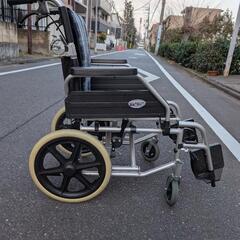 介助式車椅子(スイングアウトフットレスト)
