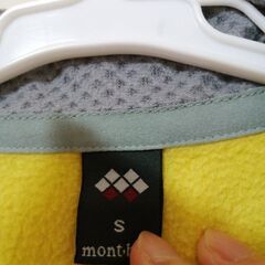mont-bellフリースの画像