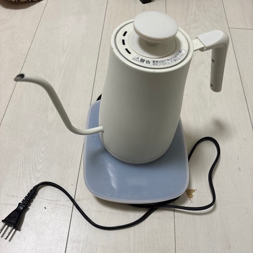 YKG-C800 電気ケトル ホワイト 1000W