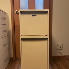 無料　収納/ゴミ箱