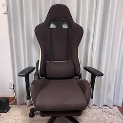 無料　ゲーミングチェア　　