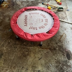 子供用トランポリン