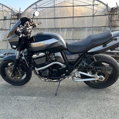 カワサキZRX1100の画像