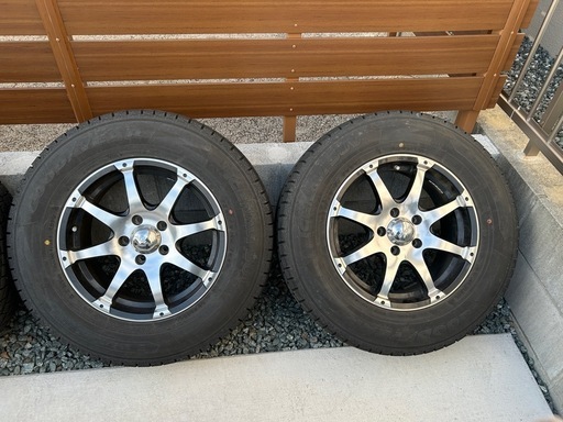 MKWスタッドレスタイヤ