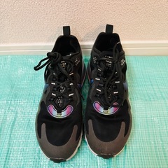 ガレージセール(NIKE,NBスニーカー)の画像