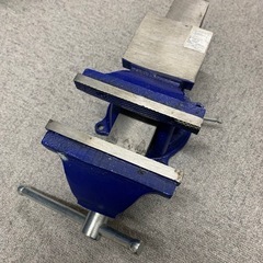 ベンチバイス、ほぼ新品　5インチの画像