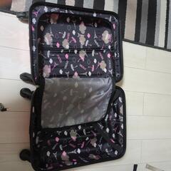 スーツケースの画像