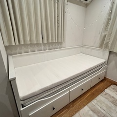 IKEA 収納付きベッド