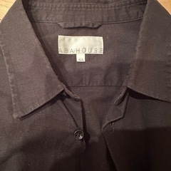 ABAHOUSE 黒シャツの画像