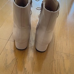 ブーツ未使用に近い
の画像