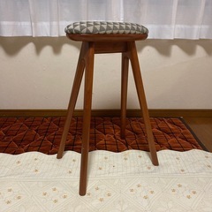 府中家具　アンバスツールの画像