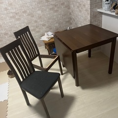 折りたたみダイニングテーブル　チェアの画像