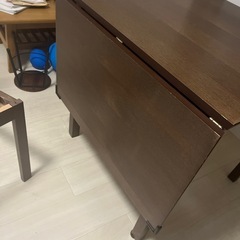 折りたたみダイニングテーブル　チェアの画像