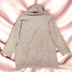 ユニクロ　UNIQLO スフレヤーンタートルネックチュニック　長袖　Lの画像