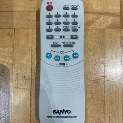 CDラジカセ＆スピーカーの画像