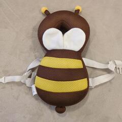 蜂の赤ちゃん頭部保護グッズの画像