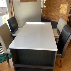 ダイニングテーブル（商談中）
