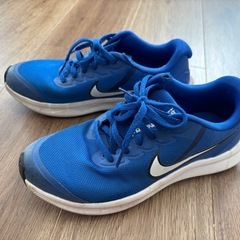 NIKE スニーカー23㎝キッズ