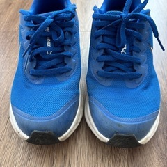 NIKE スニーカー23㎝キッズの画像