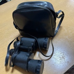 双眼鏡の画像