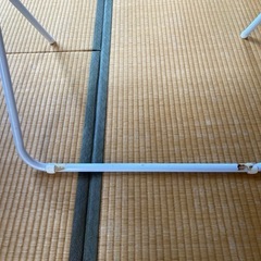 譲ります　折りたたみテーブルの画像