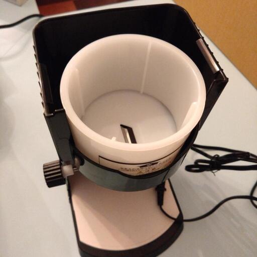 電動かき氷器 中古品   4日朝6時に締め切ります