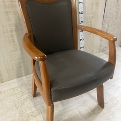 J20⭐️浜本工芸　回転チェア　アームチェア　椅子　レザー①の画像
