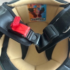 最終値下げ本日で掲載終了　
ヘルメットの画像