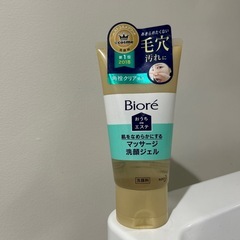 Biore  マッサージ洗顔ジェル