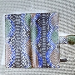 新品！蛇革　長財布の画像