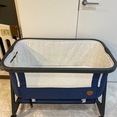 ベビーベッド