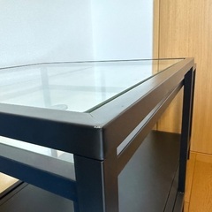 【IKEA】黒ガラスローテーブル VITTSJÖ ヴィットショー ネストテーブル2点セット, ブラックブラウン/ガラス, 90x50 cmの画像