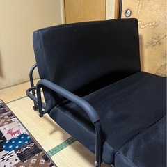 リクライニングパイプベッドの画像