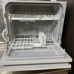 パナソニック食器洗い乾燥機　NP-TH3-W 2020年製の画像