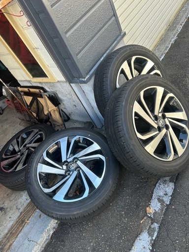 ライズ純正タイヤホイール新車外し