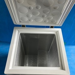 Haier ノンフロン電気冷凍庫　103L　2022年製の画像