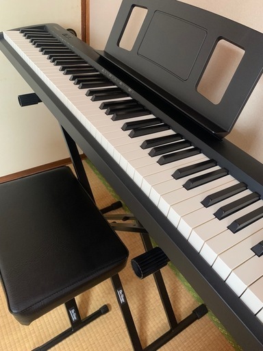 【値下げ】Roland FP-10 電子ピアノ 88鍵 ➕椅子ヘッドホンスタンド等セット
