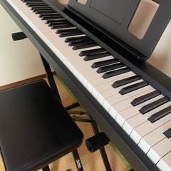 【値下げ】Roland FP-10 電子ピアノ 88鍵 ➕椅子ヘ...